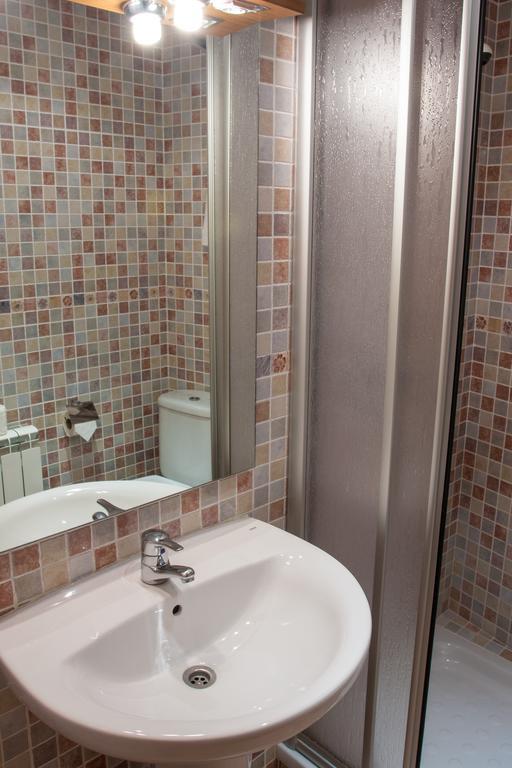 Apartment Casa Blas Gistaín Zewnętrze zdjęcie