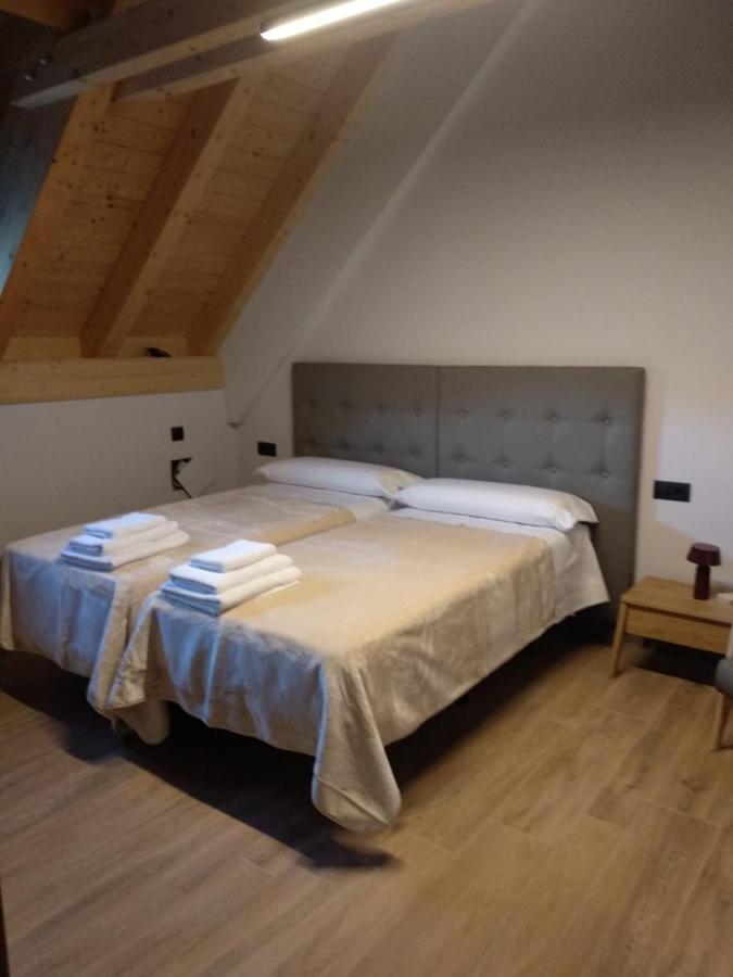 Apartment Casa Blas Gistaín Zewnętrze zdjęcie
